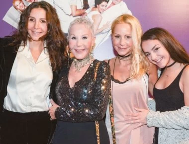 «Η Μάρθα Κουτουμάνου είναι πρόβατο - Η Μαρία Ελένη Λυκουρέζου είναι μονοφαγάς!» (βίντεο)